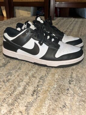 Nike Panda Dunks- Low Top